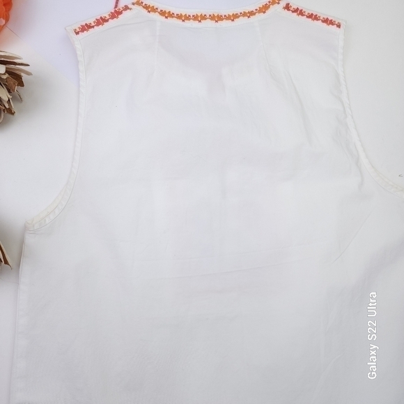 J. CREW White Pink Orange Embroidered Top Sz 2 - Picture 8 of 10